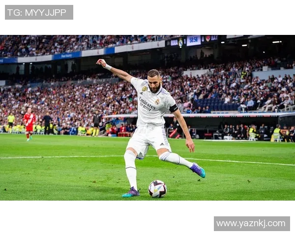 现在皇马足球明星的风采与成就解析及未来发展展望 现在皇马足球明星的风采与成就解析及未来发展展望