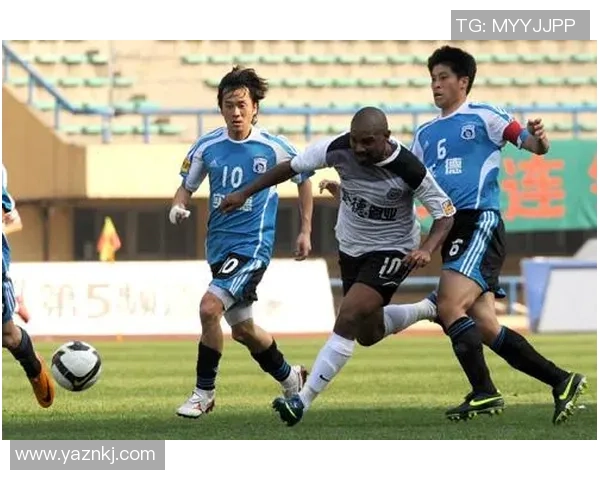 足球评论：深圳足球队的包夹得失